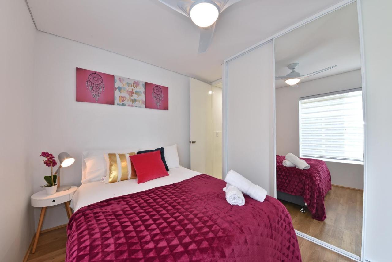 2X2 Modern Apartment Near Airport And City Perth Kültér fotó