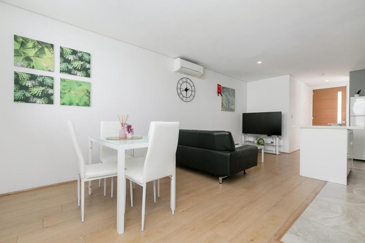 2X2 Modern Apartment Near Airport And City Perth Kültér fotó
