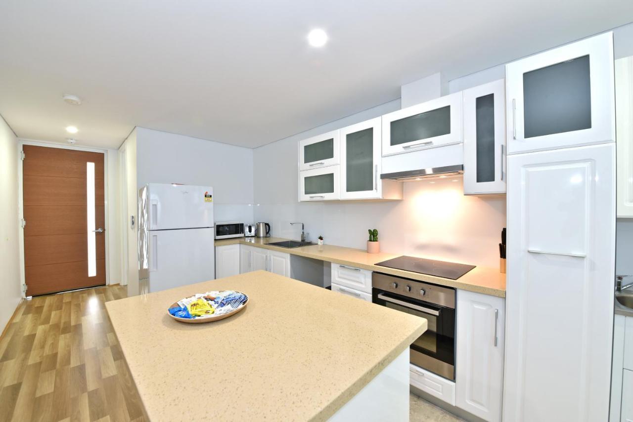 2X2 Modern Apartment Near Airport And City Perth Kültér fotó