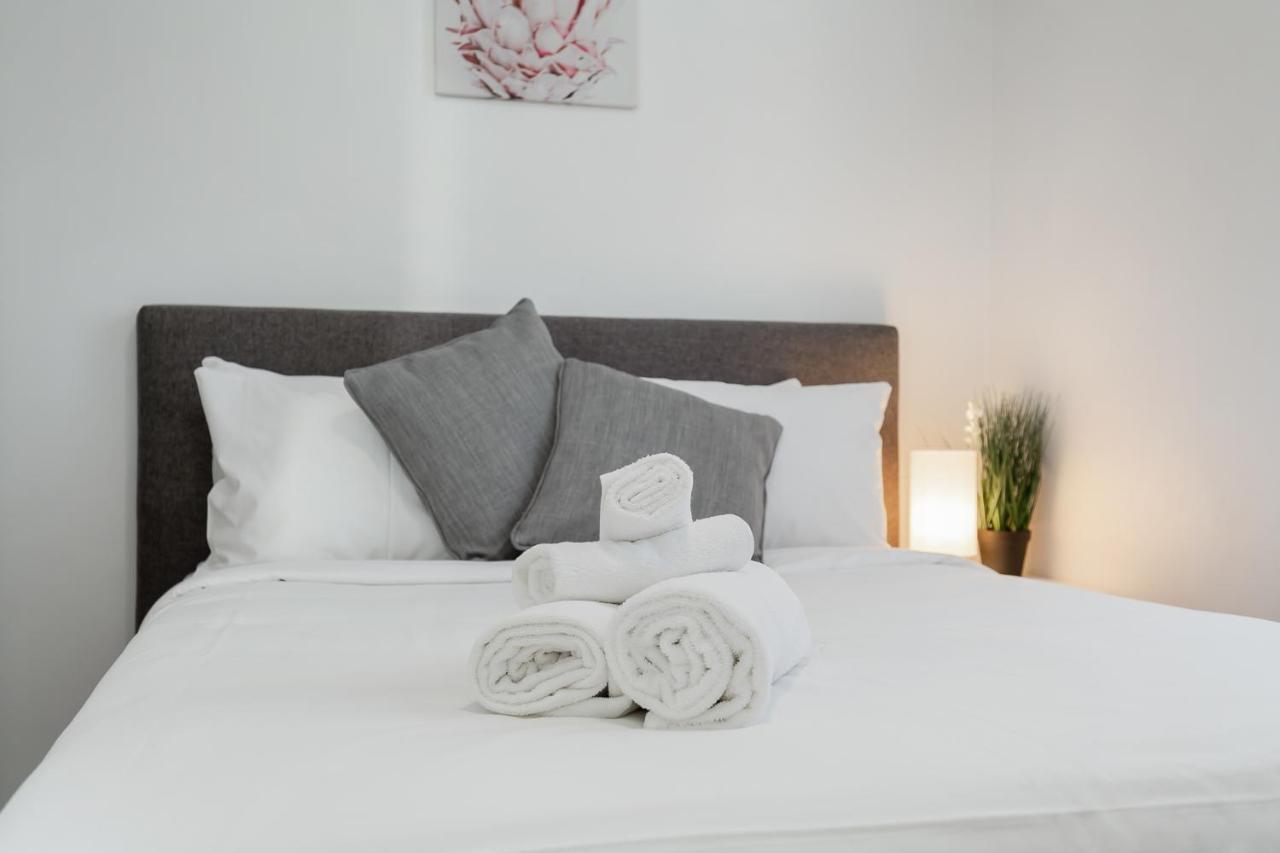 2X2 Modern Apartment Near Airport And City Perth Kültér fotó